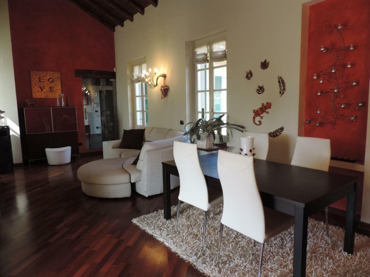 Feeling At Home - Varese Apartment Εξωτερικό φωτογραφία