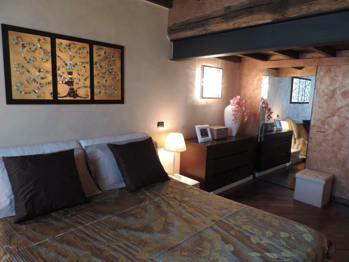 Feeling At Home - Varese Apartment Εξωτερικό φωτογραφία