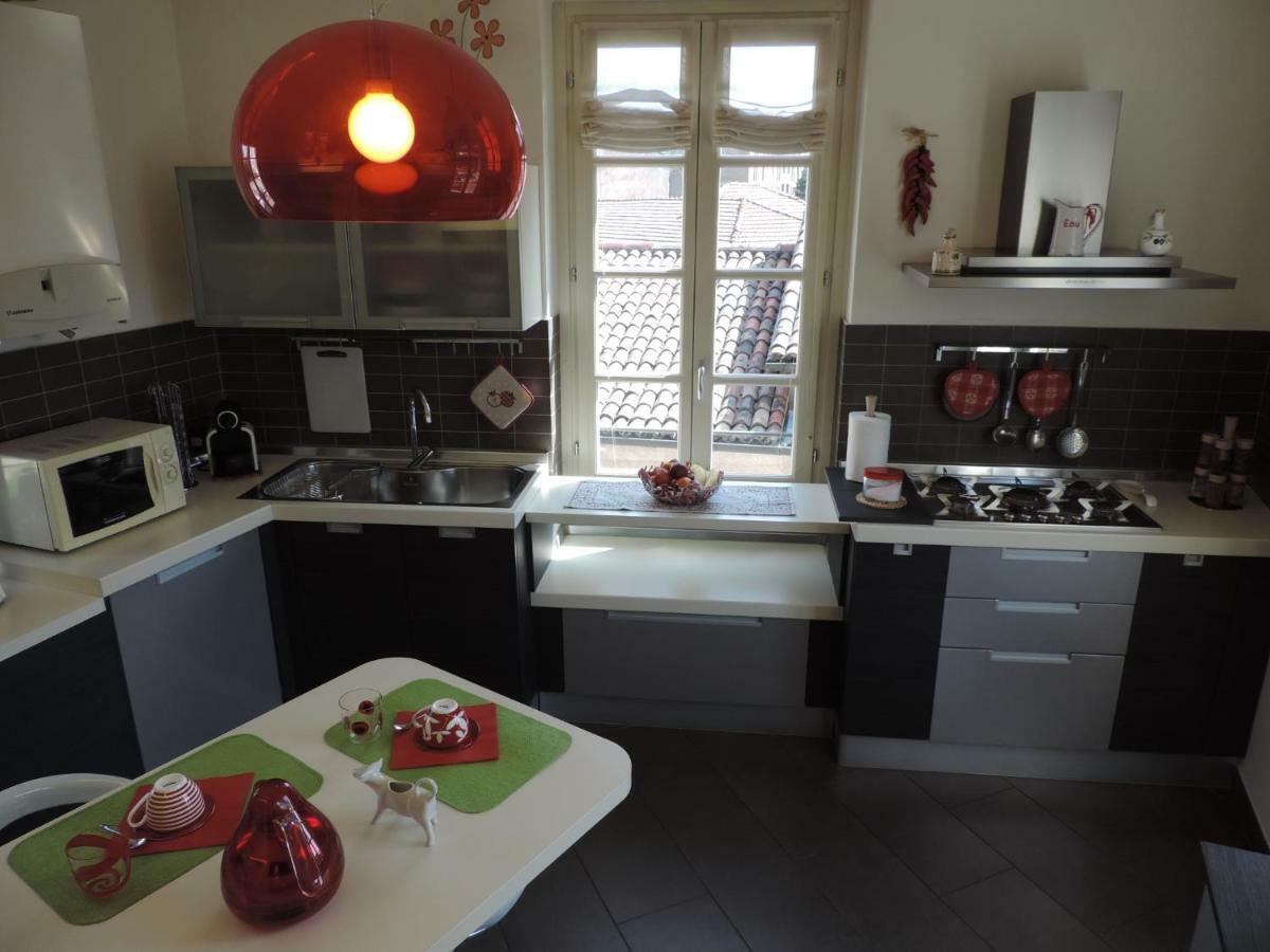 Feeling At Home - Varese Apartment Εξωτερικό φωτογραφία
